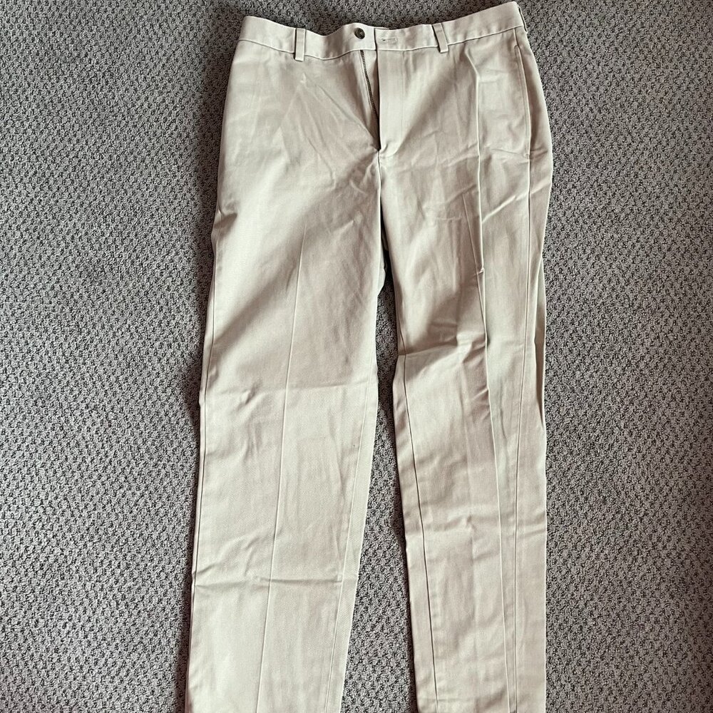 Brooks Brothers Advantage Chino Clark Fit W34 x L32 – Tan, 100% Cotton